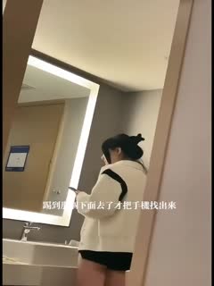 2四川成都反差婊子在酒店打炮